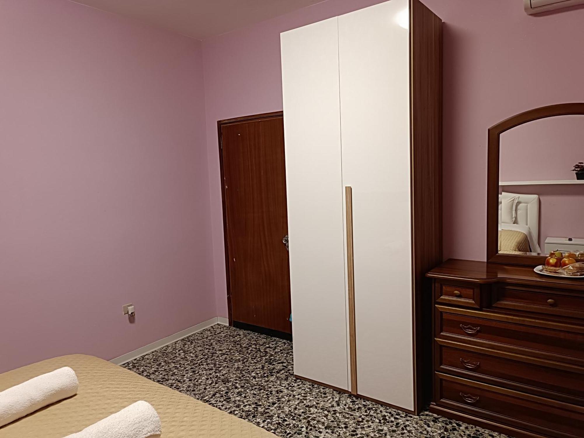 Locazione Turistica 2 Bed & Breakfast Tessera Luaran gambar