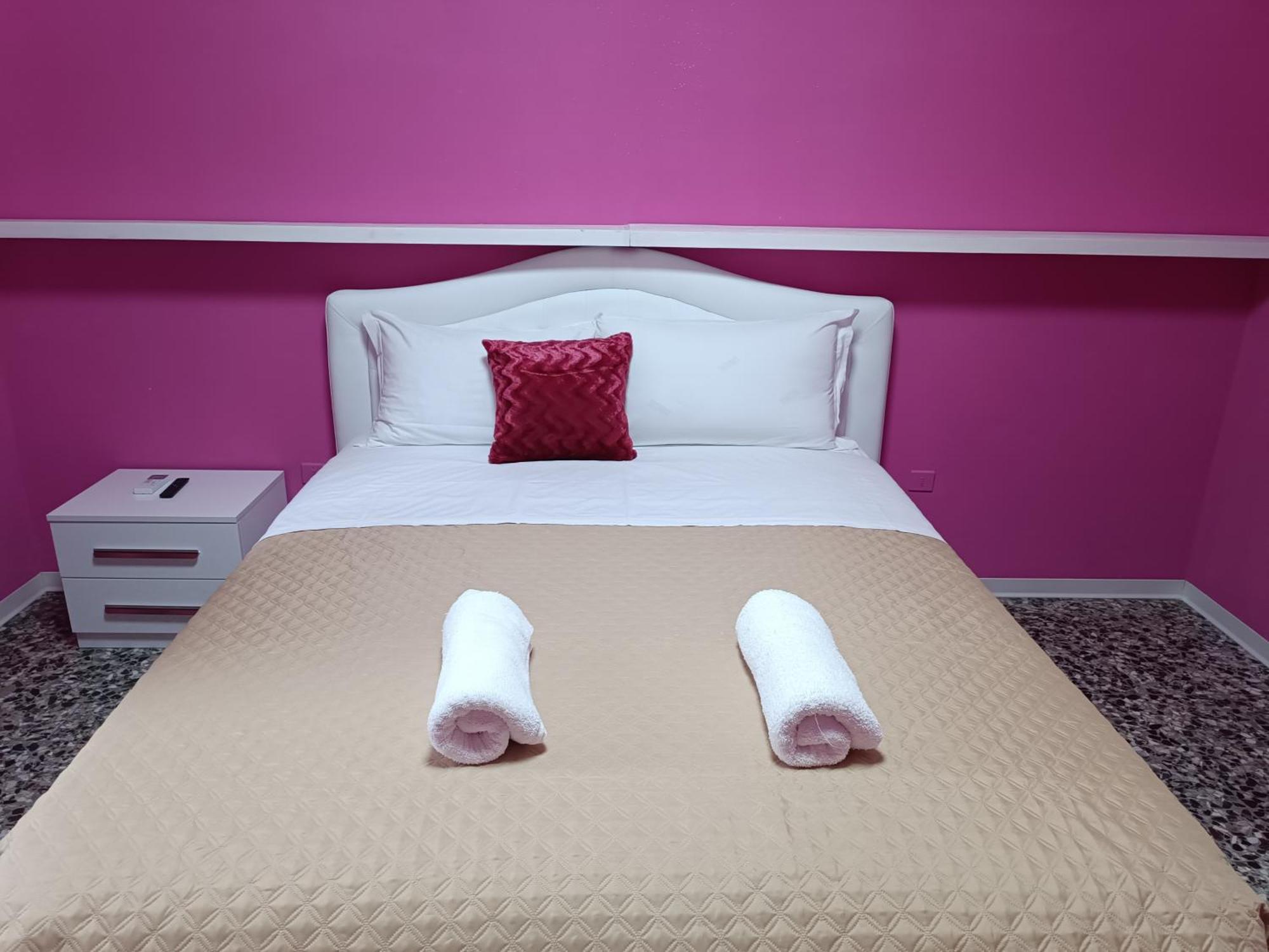 Locazione Turistica 2 Bed & Breakfast Tessera Luaran gambar