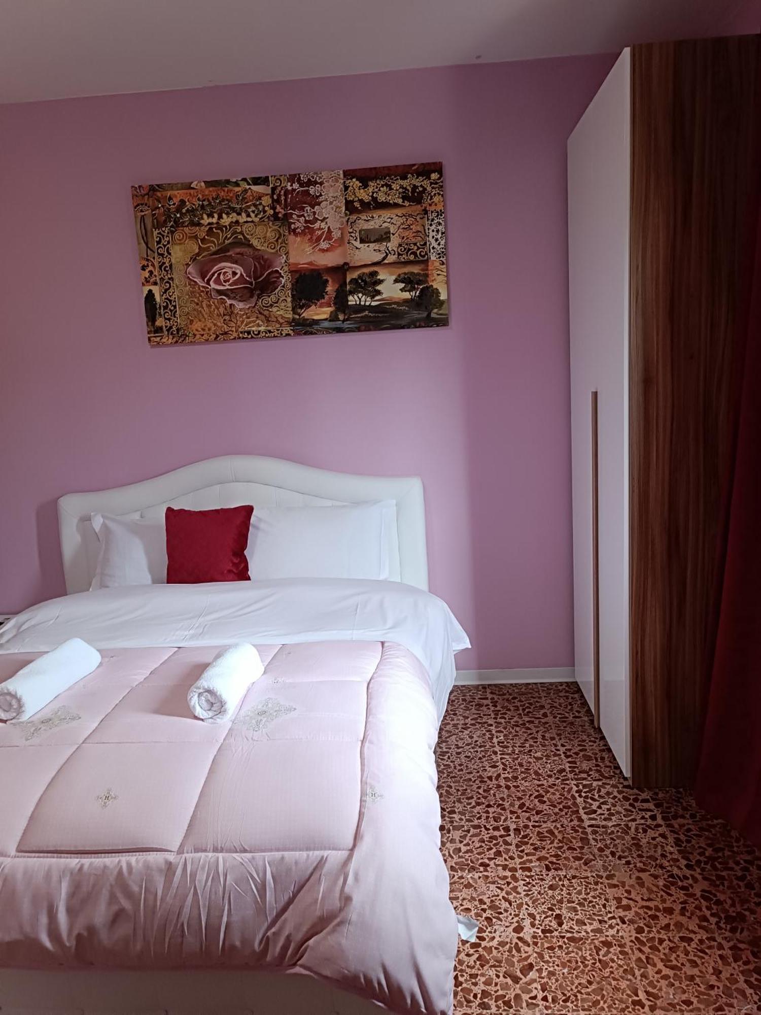 Locazione Turistica 2 Bed & Breakfast Tessera Luaran gambar